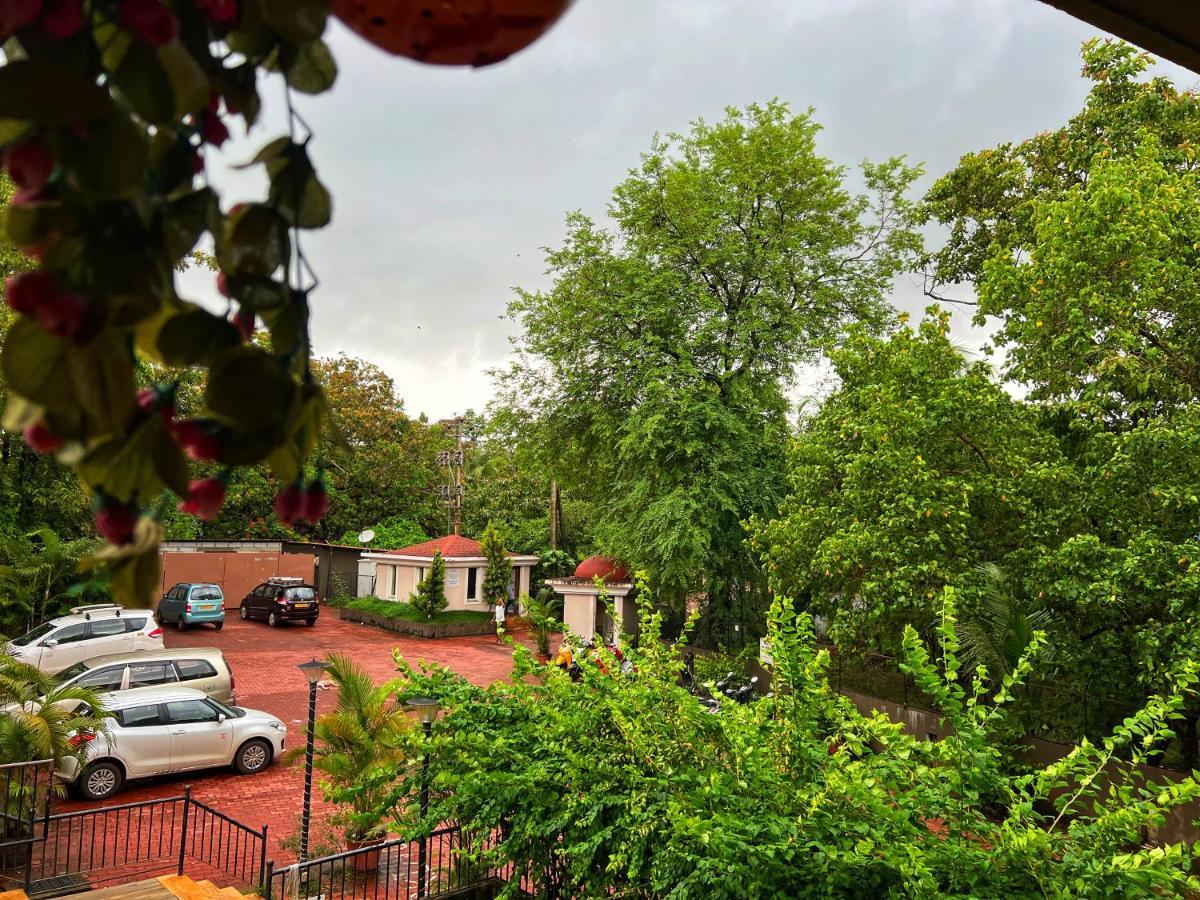 4Bhk Stunning Apartment With Pool 2Bhkx2 Goa Velha Exterior foto